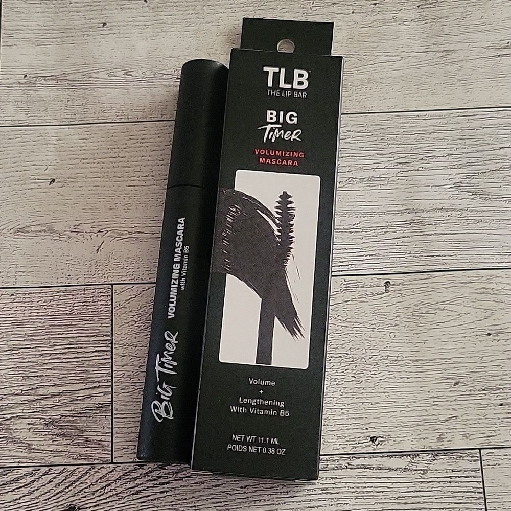 TLB Black Volumizing Mascara